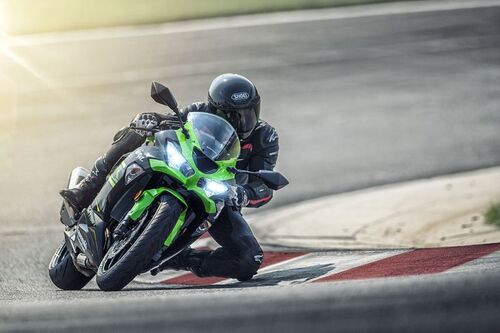 Мотоцикл Kawasaki Ninja ZX-6R