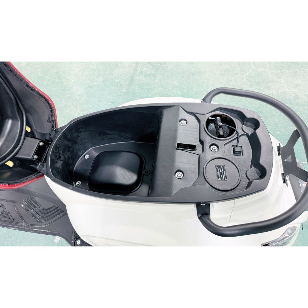 Скутер Motosuper Lamocca