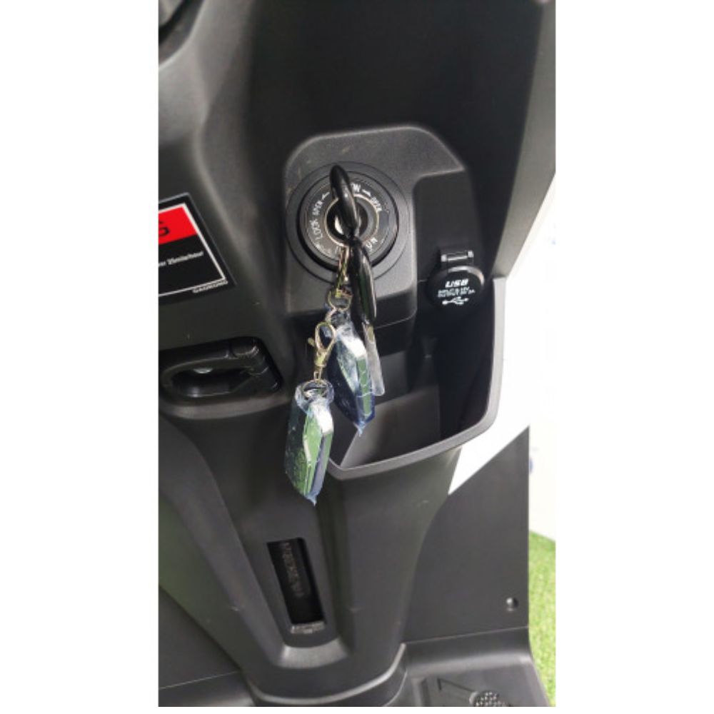 Купить скутер SPRMOTORS TANK Скутер SPRMOTORS TANK